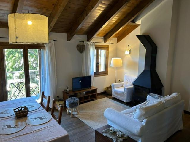 Osséja Apartament Del Llac מראה חיצוני תמונה