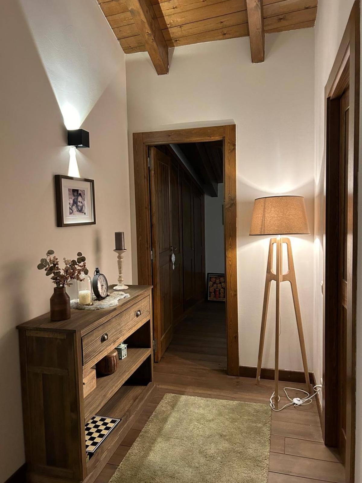 Osséja Apartament Del Llac מראה חיצוני תמונה